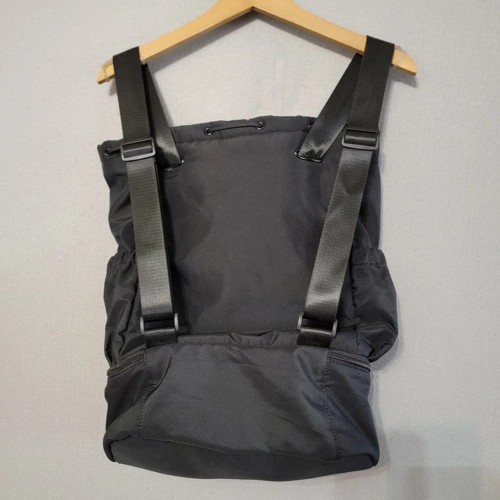 BEYOND YOGA CONVERTIBLE GYM BAG/BACKPACK
